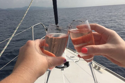 Navegación Romántica en Velero para Dos